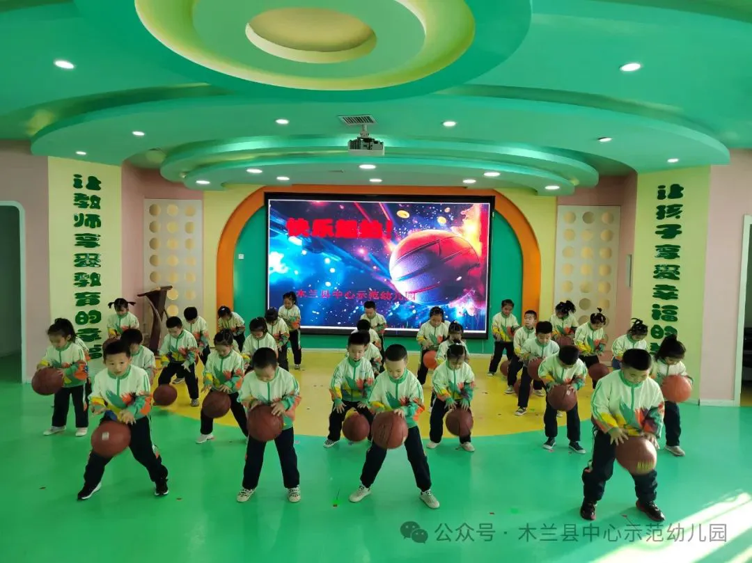 如何在篮球训练营中改善比赛策略?_0